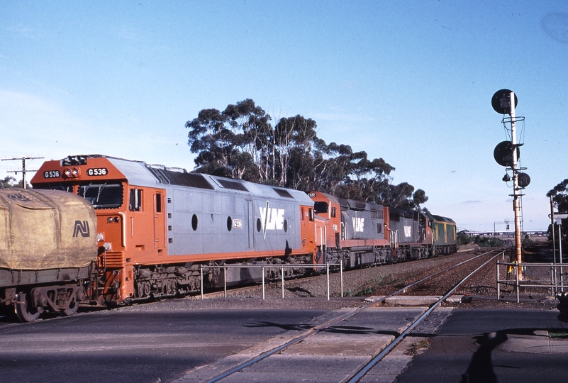 119302: Lara 9169 Freight to Adelaide BL 29 C 506 C 502 G 536