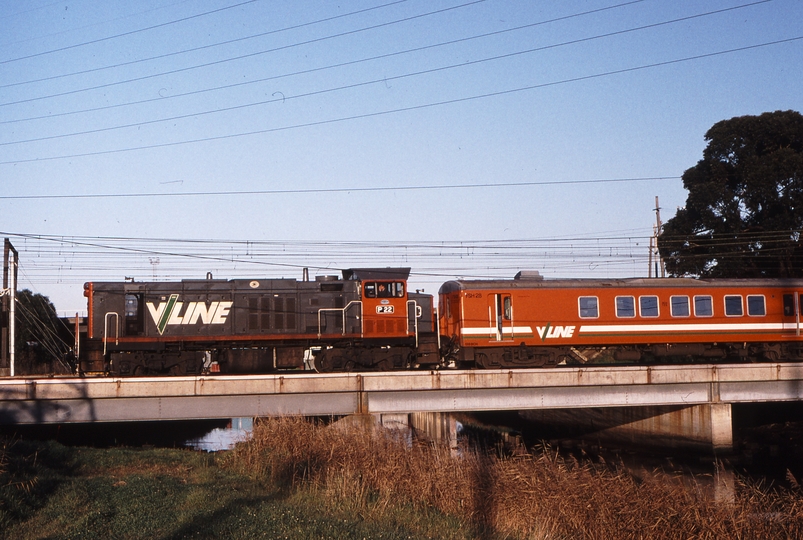 119341: Moonee Ponds Creek Bridge Up Passenger P 22