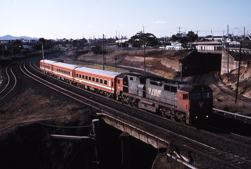 119360: North Geelong A 8233 Passenger to Geelong N 470