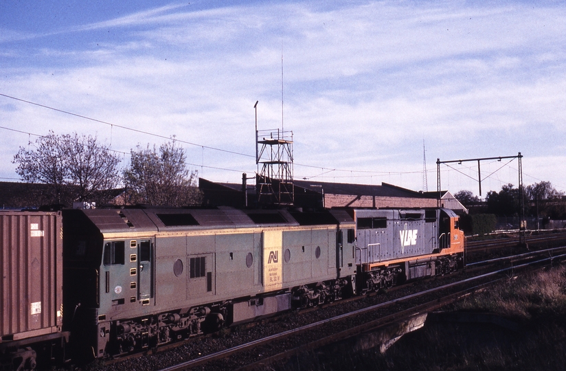 119393: Middle Footscray up side near Albert Street Bridge 9145 Freight to Adelaide C 507 BL 32