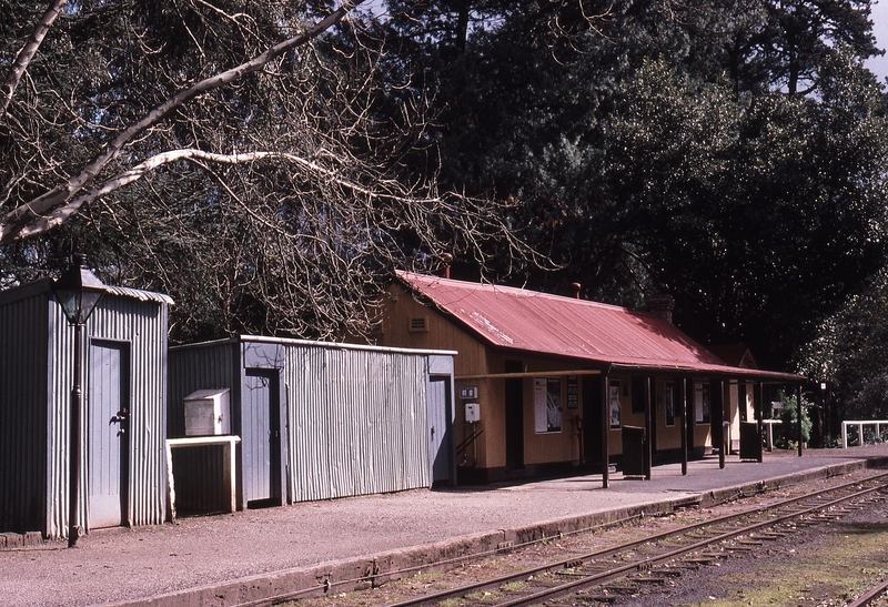 119417: Emerald Looking towards Belgrave