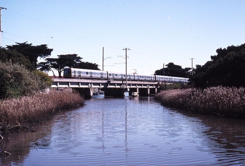 119427: Mordialloc Creek Bridge Looking Downstream Up Suburban 6-car Comeng