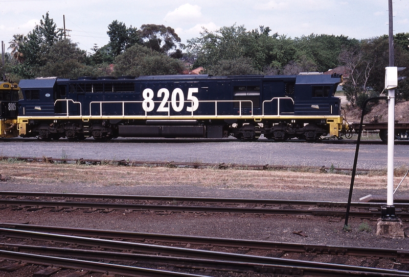 119518: Albury Up Steel Train 8105 8205