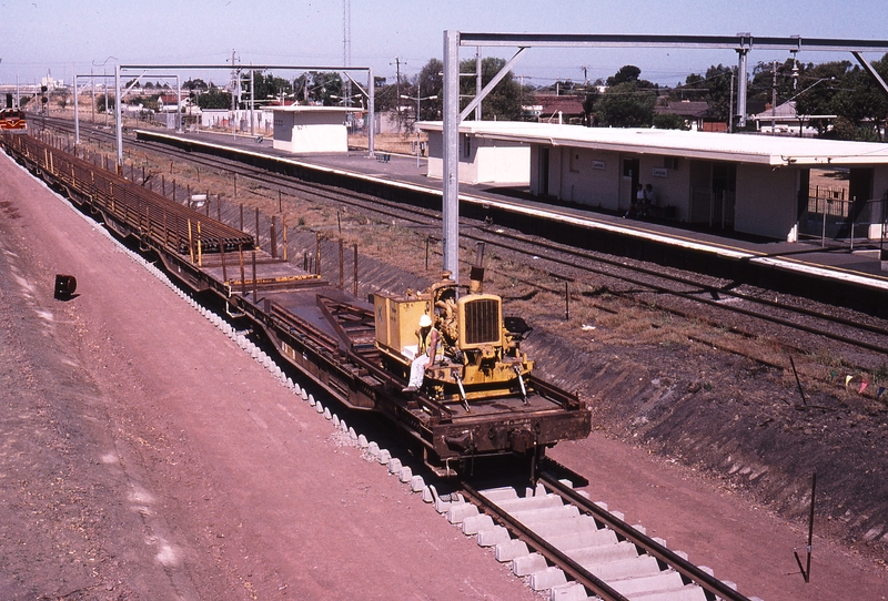 119568: Laverton Down Rail Train T 373