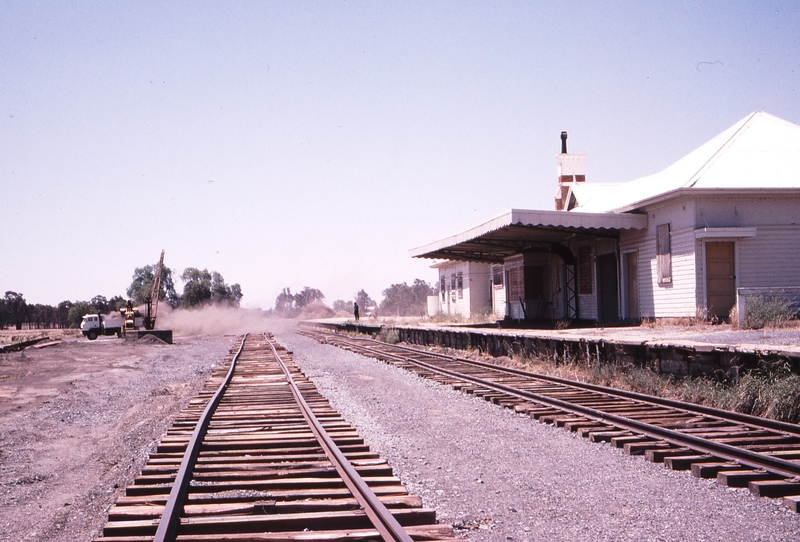 119666: Tocumwal Looking North along Broad Gauge