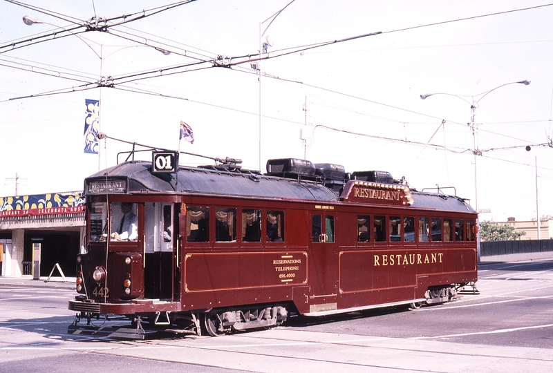 119697: Swanston Walk at Flinders Street Northbound Restaurant Car W2 442