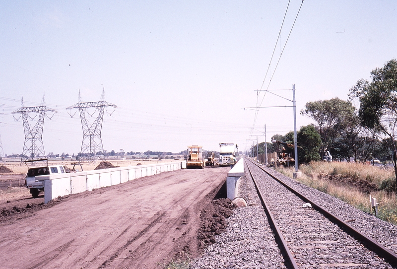 119700: Merinda Park Looking towards Melbourne