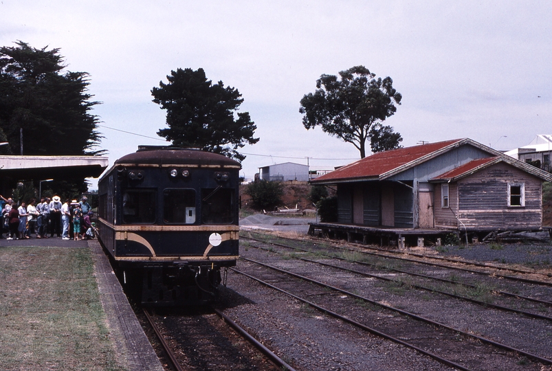 119717: Leongatha 1:10pm Up Passenger 55 RM