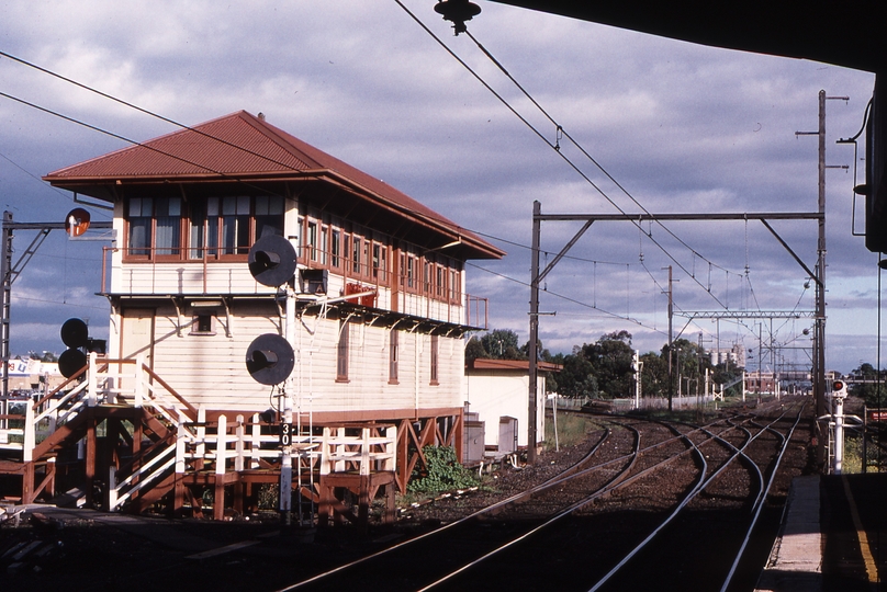 119741: Sunshine Looking towards Albion