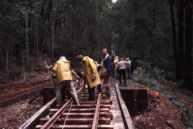 119802: Wright Bridge Looking West