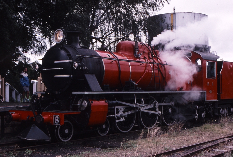 119862: Drysdale M 6 taking water at East end