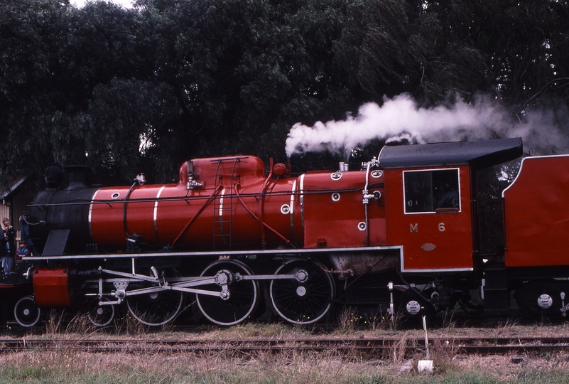 119863: Drysdale M 6 taking water at East end