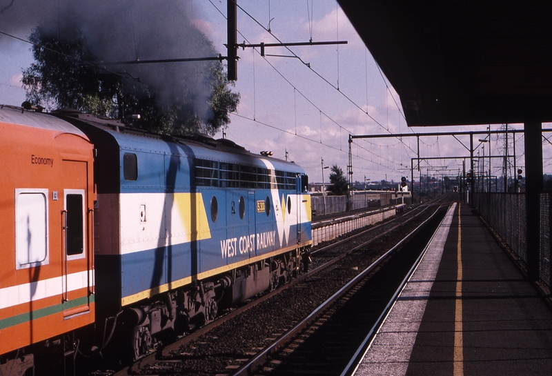 119942: 8235 12:35pm Down Warrnambool Passenger S 300