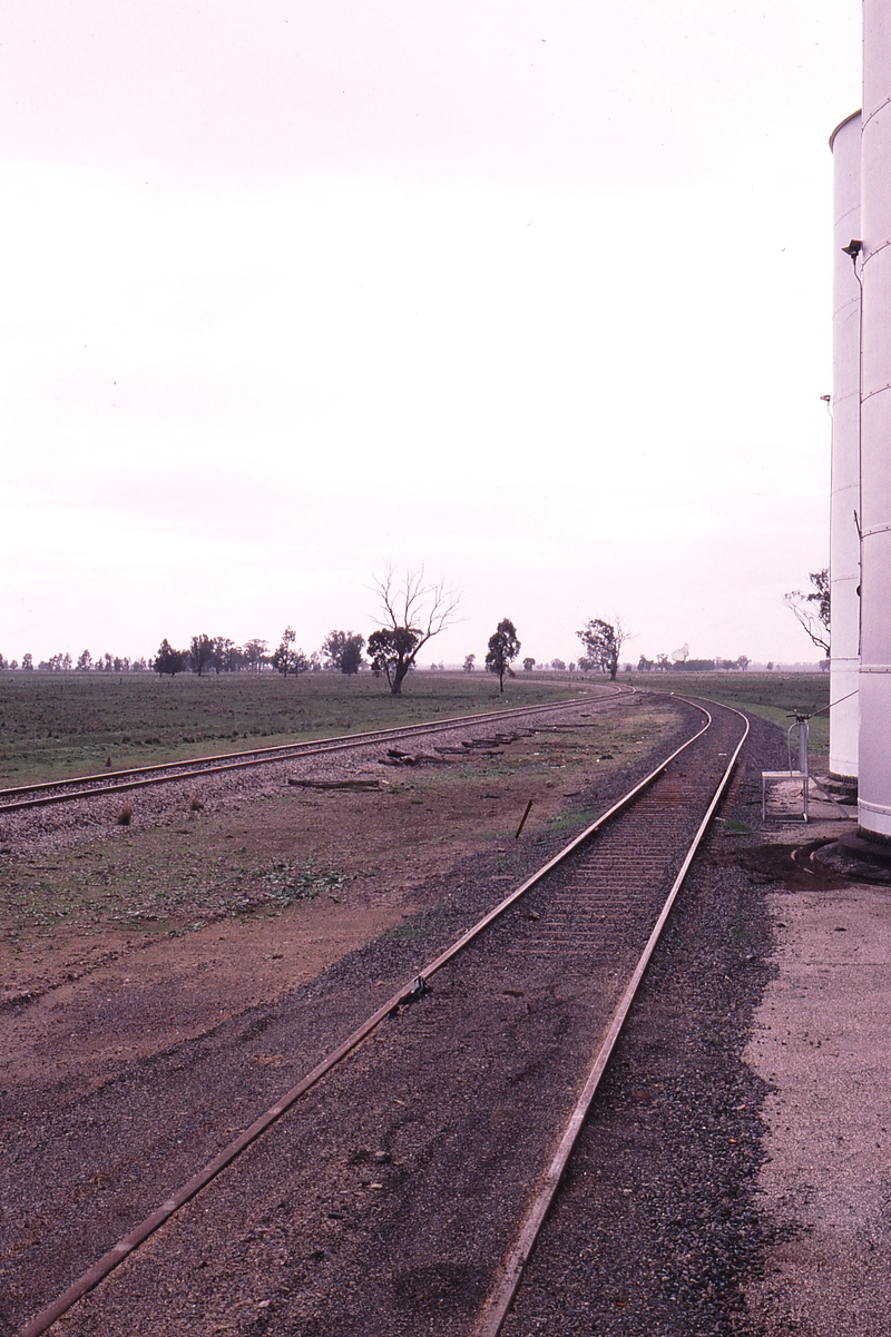 119976: Sanger Looking towards Oaklands