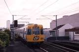 120064: South Brisbane Down Suburban Set 29 trailing