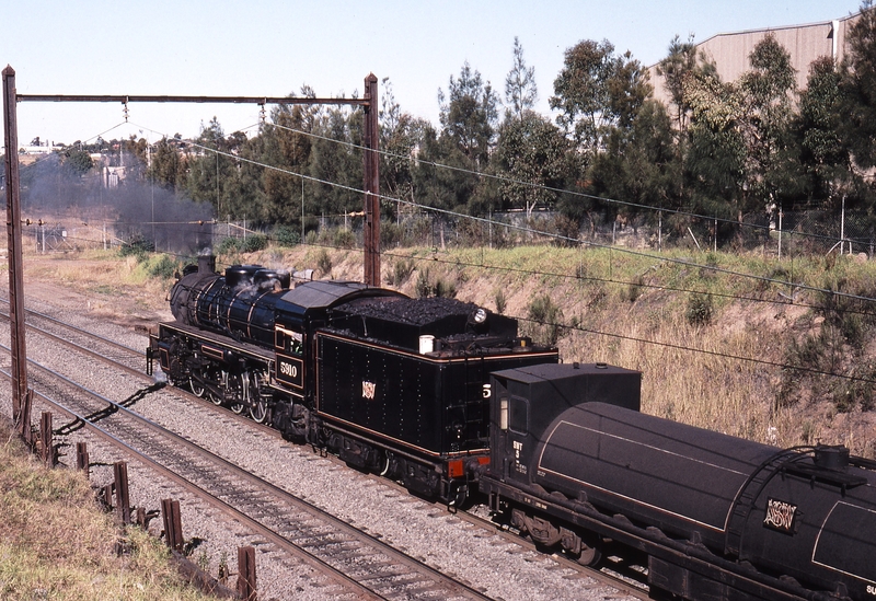 120211: Flemington Goods Junction - Chullora Junction Delec Open Day Special towards Flemington Goods Junction 48121 leading 5917 trailing
