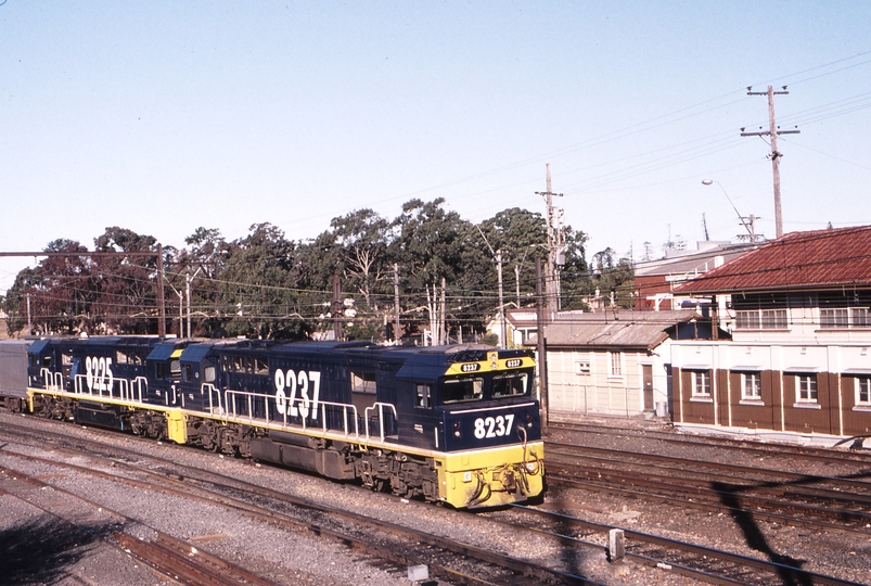 120262: Lidcombe Down Freight 8237 8225