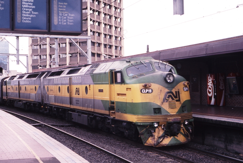 120309: Parramatta Up Indian Pacific CLP 11 CLP 17