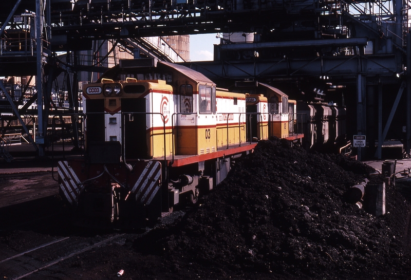 120415: Yallourn Loading Coal Train CC 03 CC 02