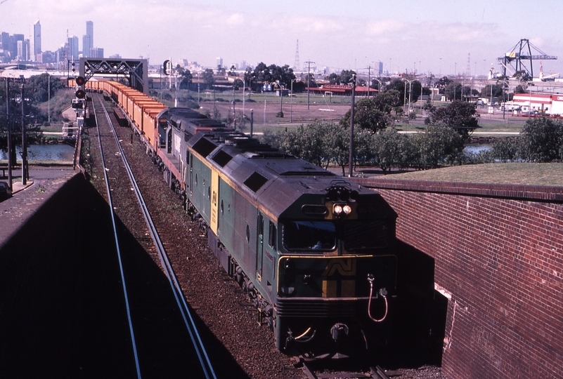 120430: Bunbury Street Tunnel Moreland Street Portal 9723 Down Steel Train BL 26 C 501