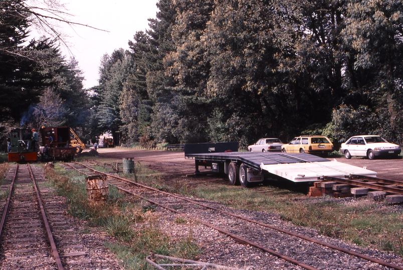 120441: Gembrook Looking East Transfer Vehicle and NRT 1 in background