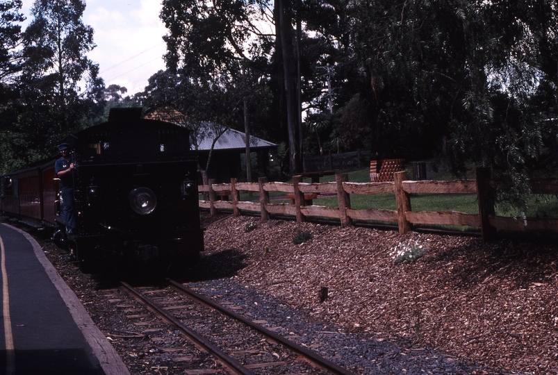 120472: Menzies Creek Up Passenger 8A