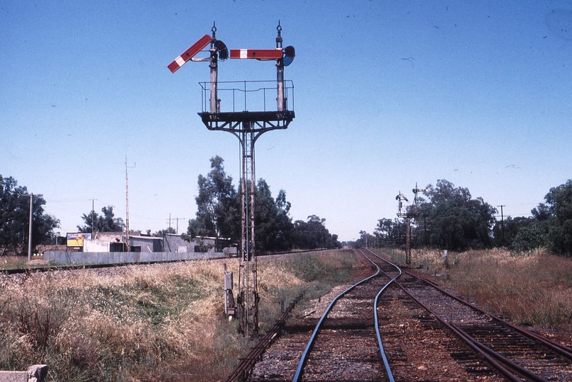 120596: Springhurst Looking towards Melbourne