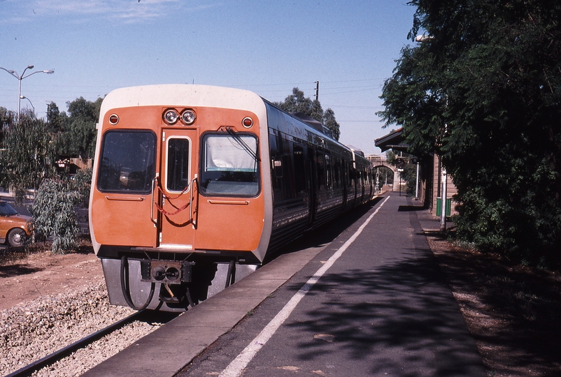 120640: Gawler Central Suburban 3019 3015