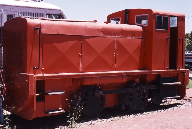 120676: Port Dock Station Museum ex ICI 1600 mm gauge Shunter