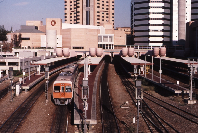 120713: Adelaide 7:02pm Suburban to Noarlunga Centre 3113 3114