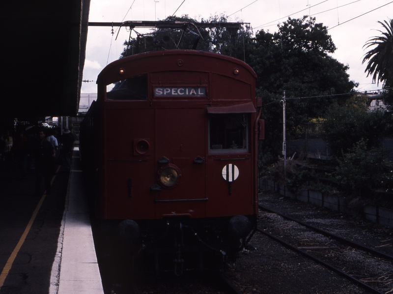 120864: Warragul 7541 Down Elecrail Special 470 M leading