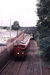 120870: Warragul 7543 Down Elecrail Special arriving 470 M leading