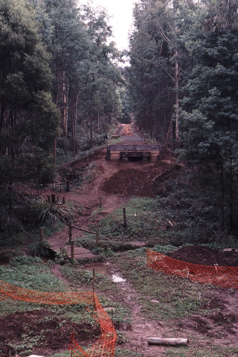 120903: Cockatoo Creek Looking towards Belgrave