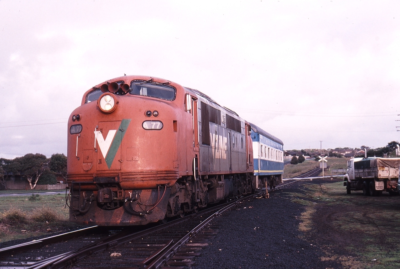 120922: Bosloft Siding 8293 Down WCR - AREA Special A 77