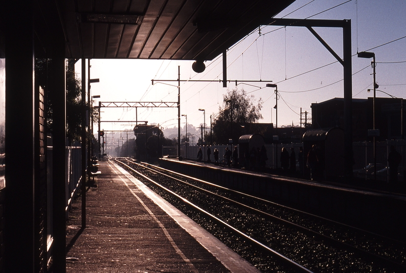 120981: Croydon Looking towards Lilydale