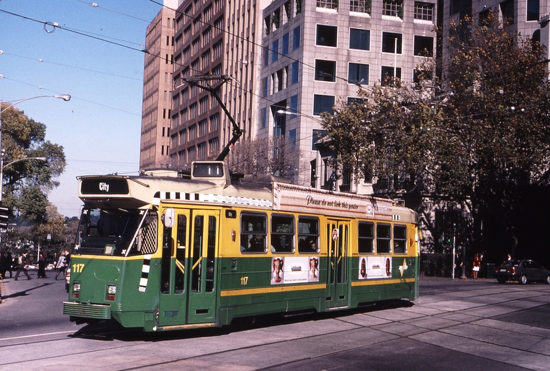 120985: Collins Street at Spring Street Up Route 11 Z3 117