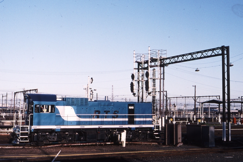 121132: Spencer Street Shunter J 104