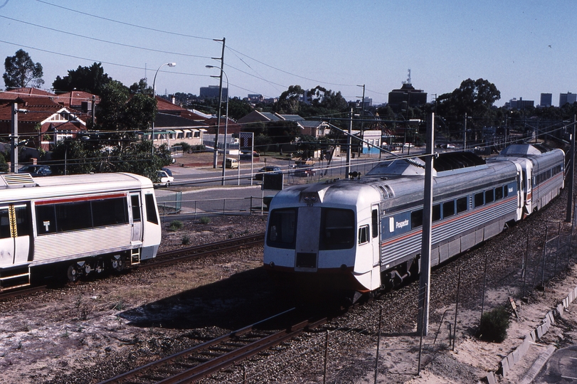 121410: Mount Lawley 4:01pm Up Suburban from Midland AEA 229 leading and 4:15pm Down Prospector WCA 902 WCE 922