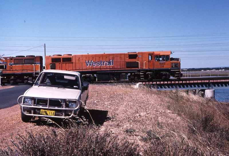 121460: Bunbury Inner Harbour DB 1583 DB 1587 and WLs rental utility