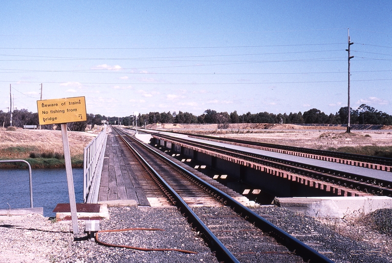 121462: Bunbury Inner Harbour Preston River Bridge Looking towards Picton Yard