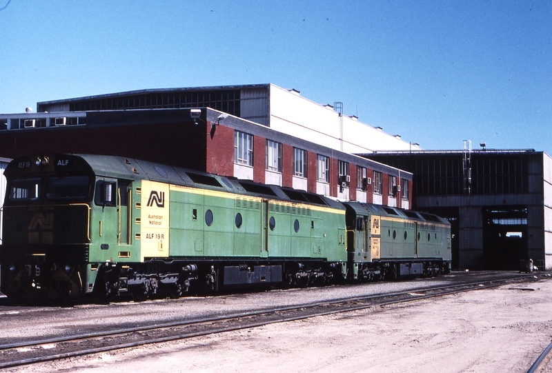 121581: Clyde Engineering Forrestfield ALF 18 ALF 19