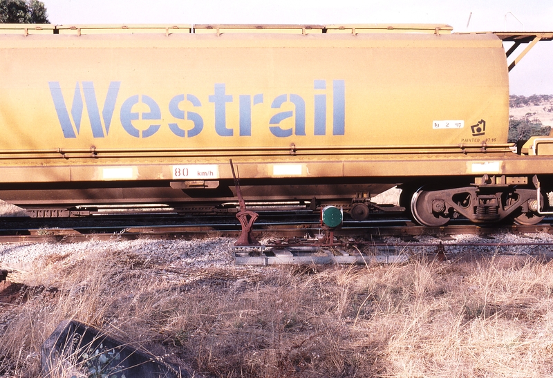 121651: York CBH Siding Wagon in consist of Up Grain Train at North End Points