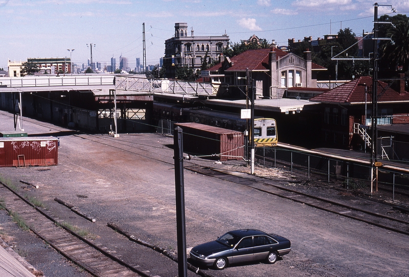 121891: Camberwell Looking towards Melbourne and Footbridge