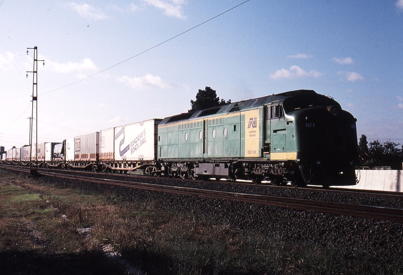 121916: Birmingham Street Foot Crossing 9753 Down TNT Train CLF 2