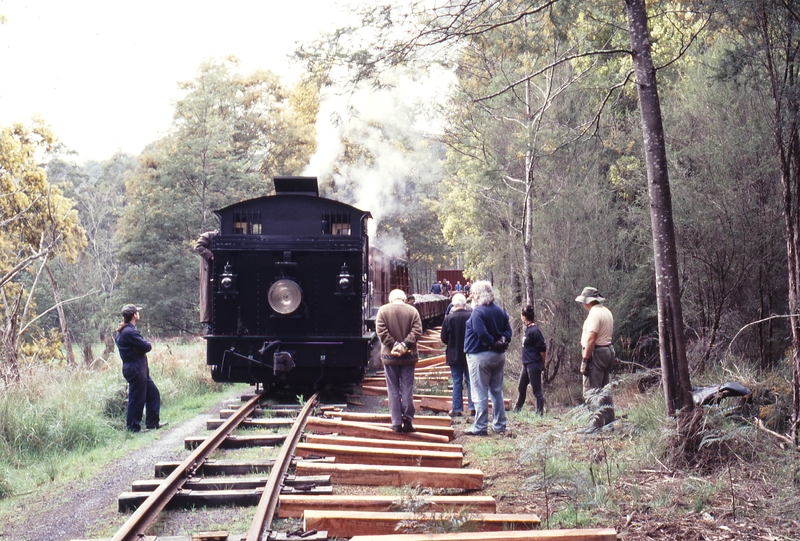 121974: Down TP Curve 85R Work Train 12A