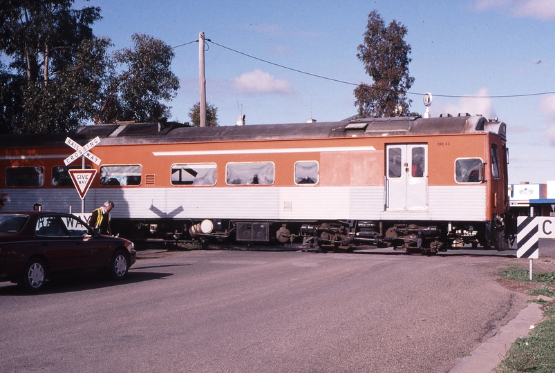 122434: Cobram End of track 8394 Up ARE Special 43 DRC