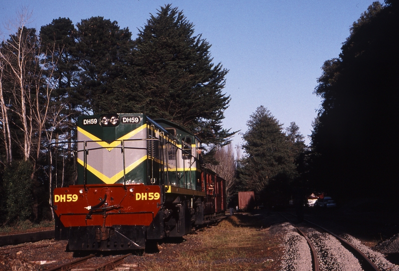 122479: Gembrook Up Work Train DH 59