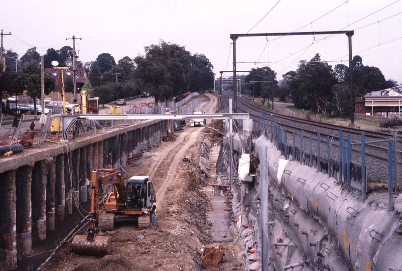 122629: Boronia Dorset Road Level Crossing looking towards Belgrave