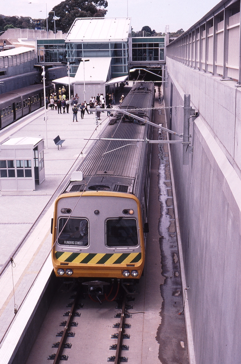 122940: Boronia 3006 Up Suburban 3-car Comeng First up train at new station