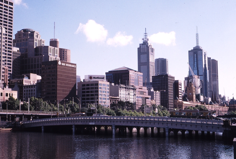 122978: Flinders Street Viaduct at Queen Street looking East